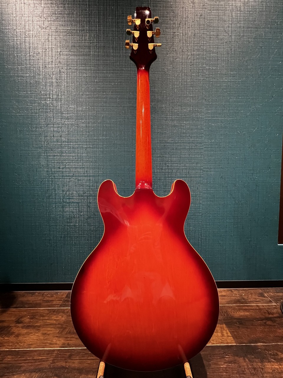 Aria Pro II TA-Series Type Cherry Sunburst Made in Korea (S-serial) w/soft case