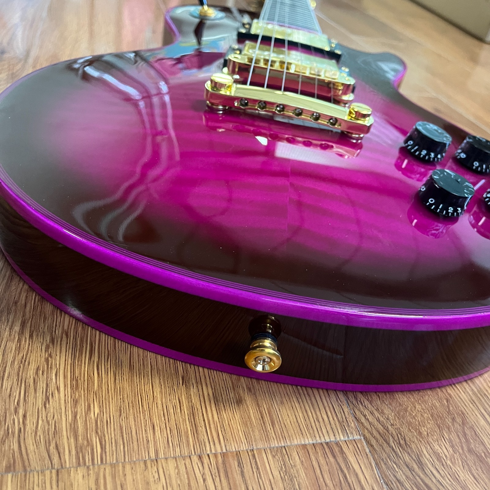 Purple Burst LP Style Electric Guitar Rosewood Fingerboard Gold Hardware