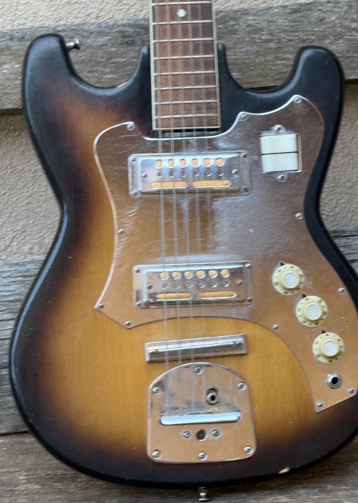 VINTAGE 1960’s Teisco/Kawai Guitar 2 GOLD FOIL PICKUPS working SOUNDS GREAT!