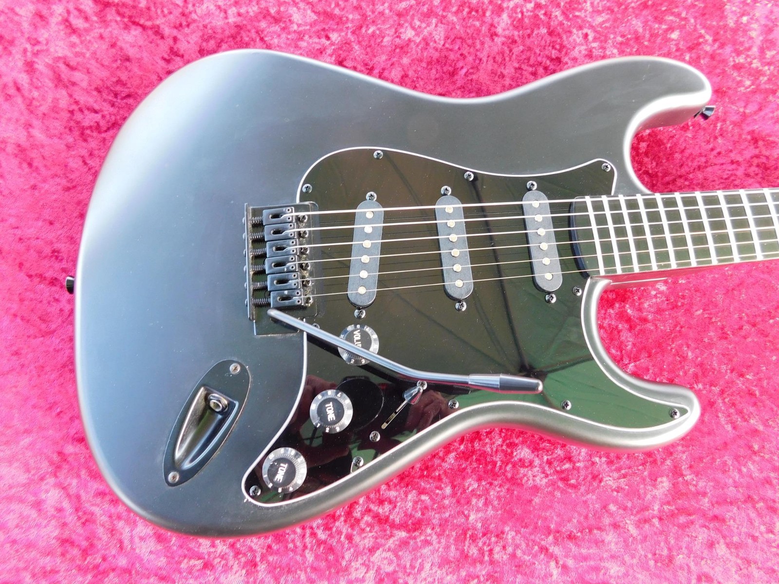 Stagg Matte Black Strat, Squier Pickups, Custom Wiring,Capacitor Upgrade, Nice