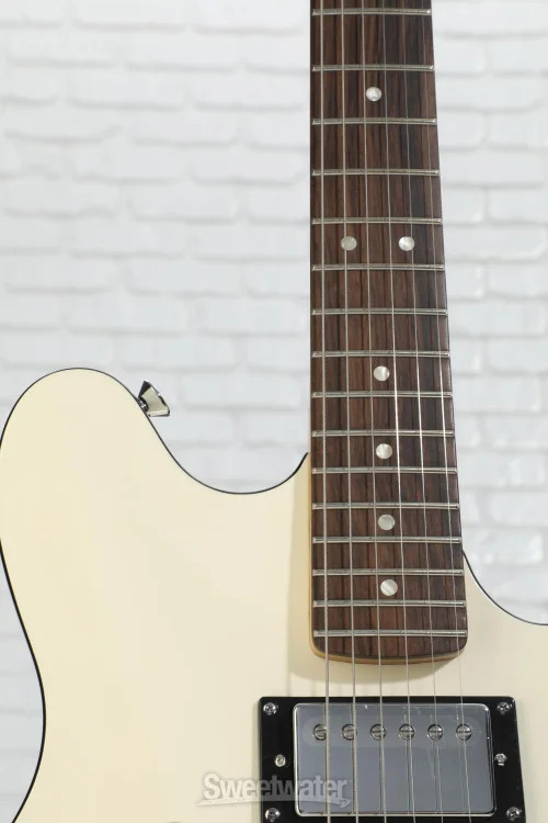 Squier Affinity Series Starcaster Deluxe Semi-hollowbody Electric Guitar –