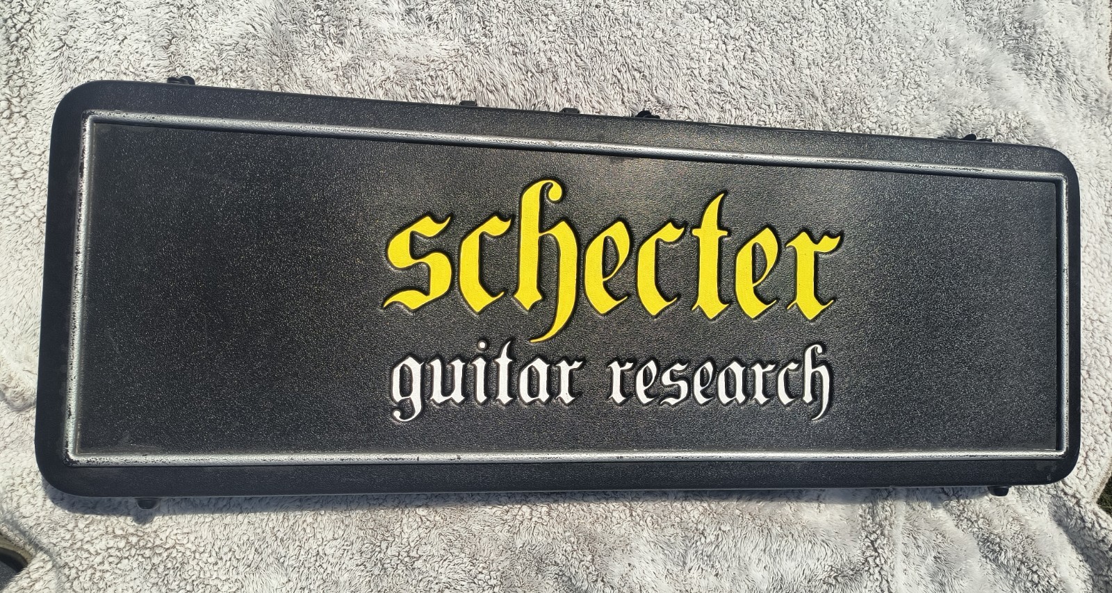 Schecter Diamond Series Hellraiser 6-String Electric Guitar with Hard Case