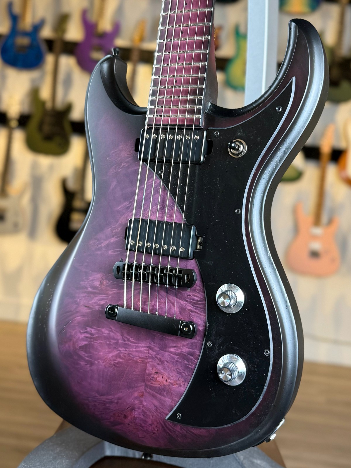 Dunable Gnarwhal 7 USA Custom Shop – Trans Purple Burst
