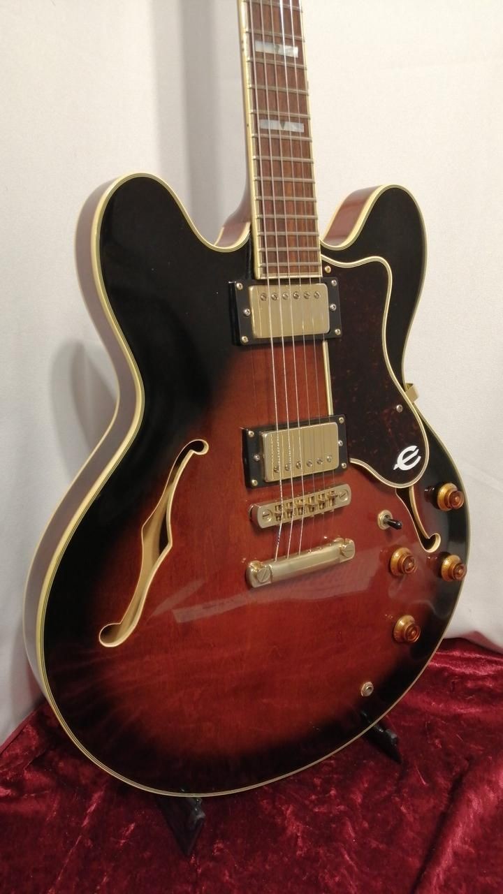 Epiphone Electric Guitar SHERATON II Used