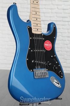 Squier Affinity Series Stratocaster Electric Guitar – Lake Placid Blue with