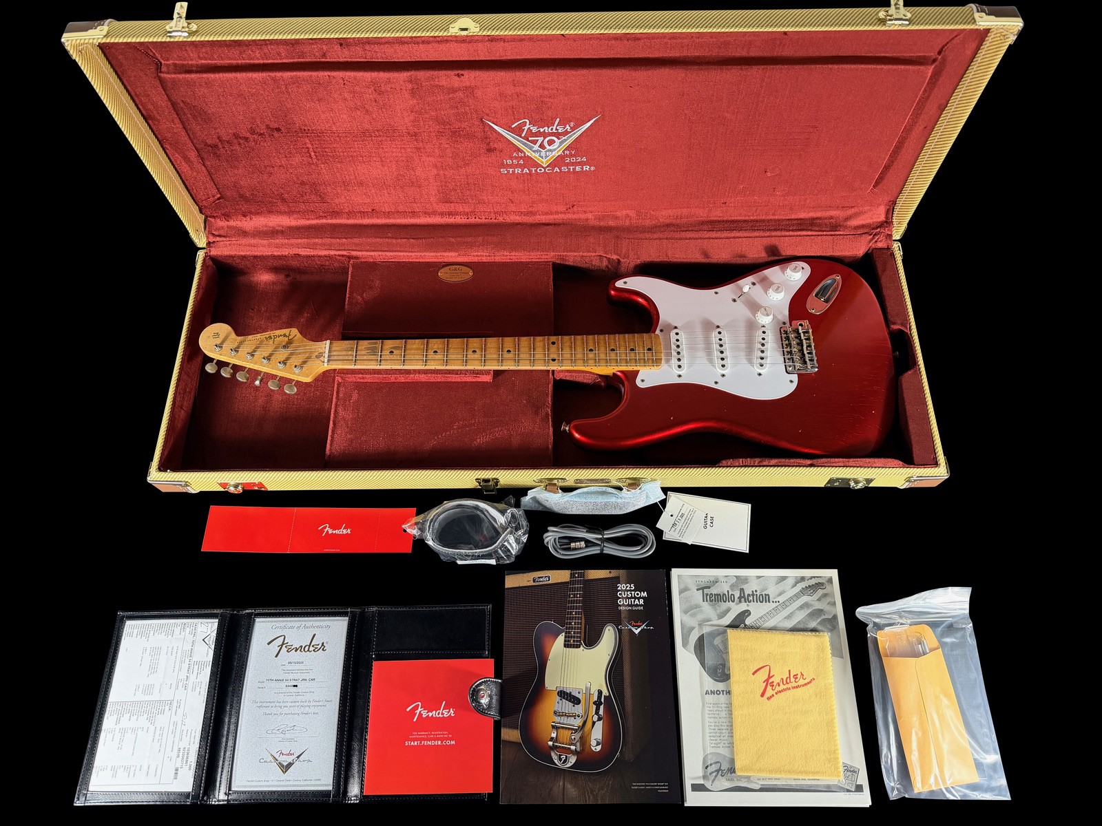 2025 FENDER STRATOCASTER 54 CUSTOM SHOP JOURNEYMAN 70TH ANNIV ~ CANDY APPLE RED