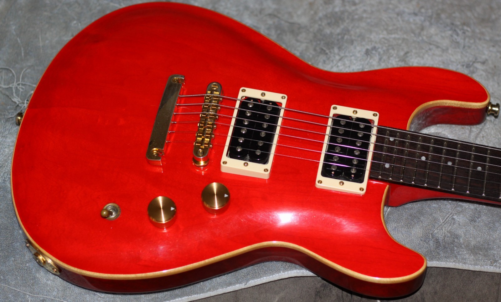 Rare 95′ Fernandes APG100 USA-SERIES 1pc. Honduran Body-2Pc Carved Maple Top HSC