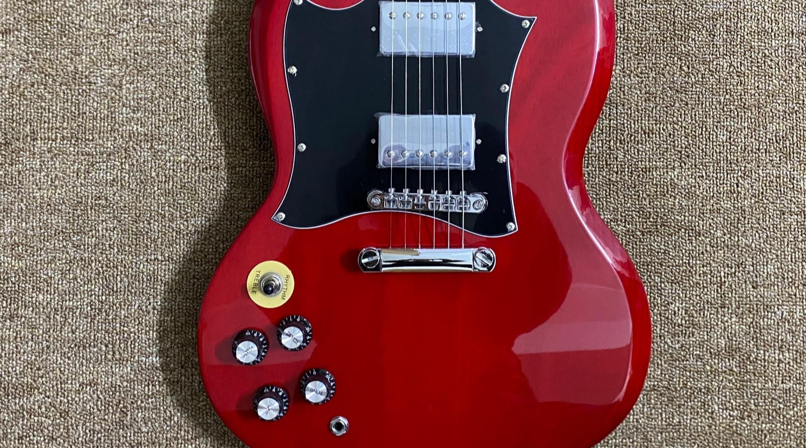 Glossy Left-Handed Electric Guitar Black Pickguard &Lightning Inlaid Fingerboard