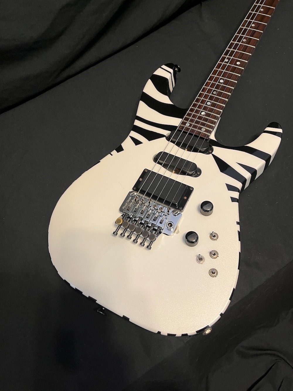 1986 Jackson USA Soloist Platinum Pearl Guitar W/Zebra Stripes W/Case