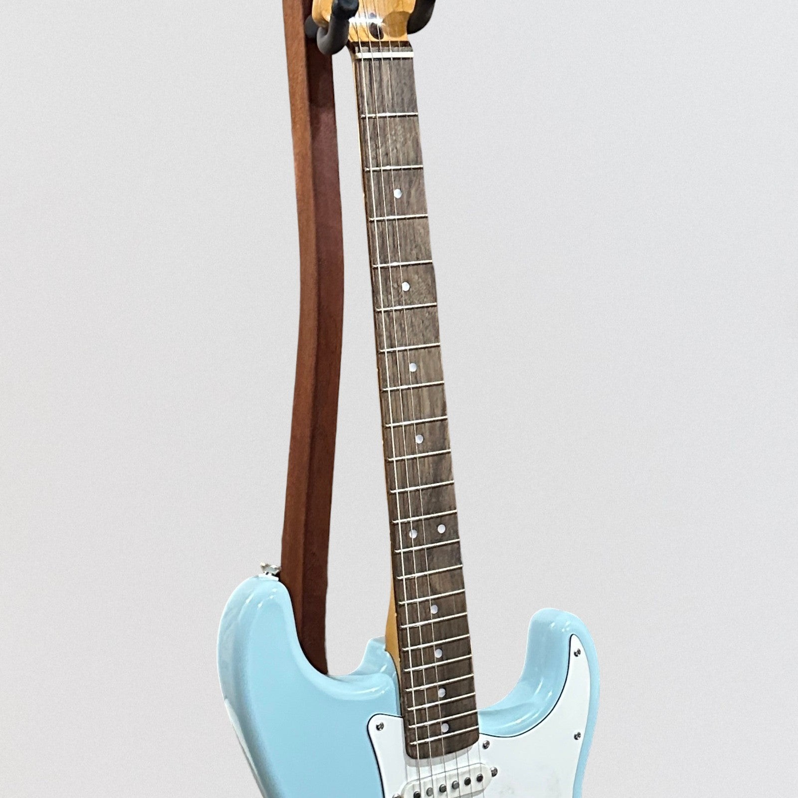 Fender Squier Classic Vibe ’70s Stratocaster Electric Guitar – Sonic Blue