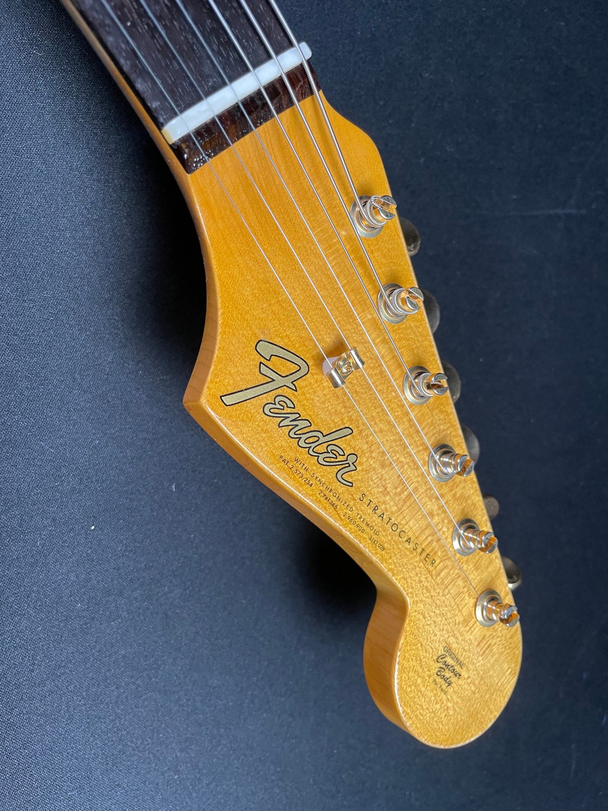 Fender Custom Shop LTD 1965 Dual-Mag Stratocaster – Aged Sage Green Metallic