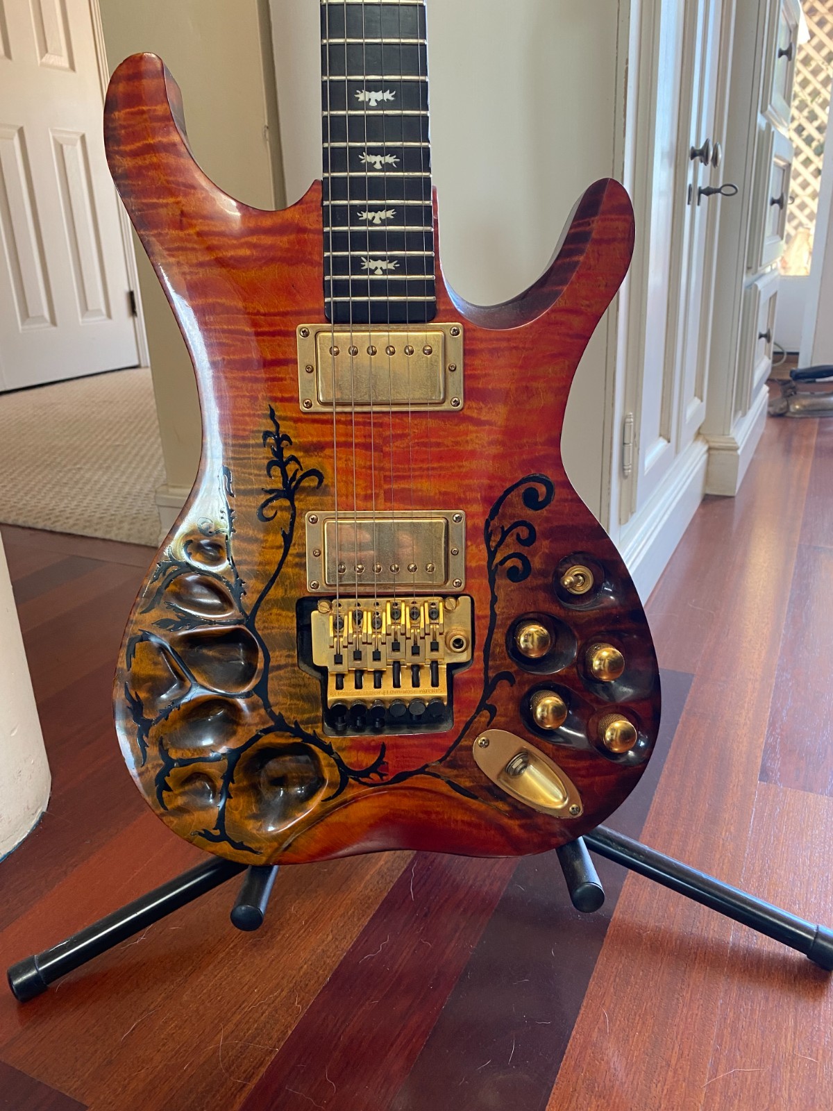 Handmade Electric Guitar. Custom Build Eagle 2 – Sunburst Nitro Finish