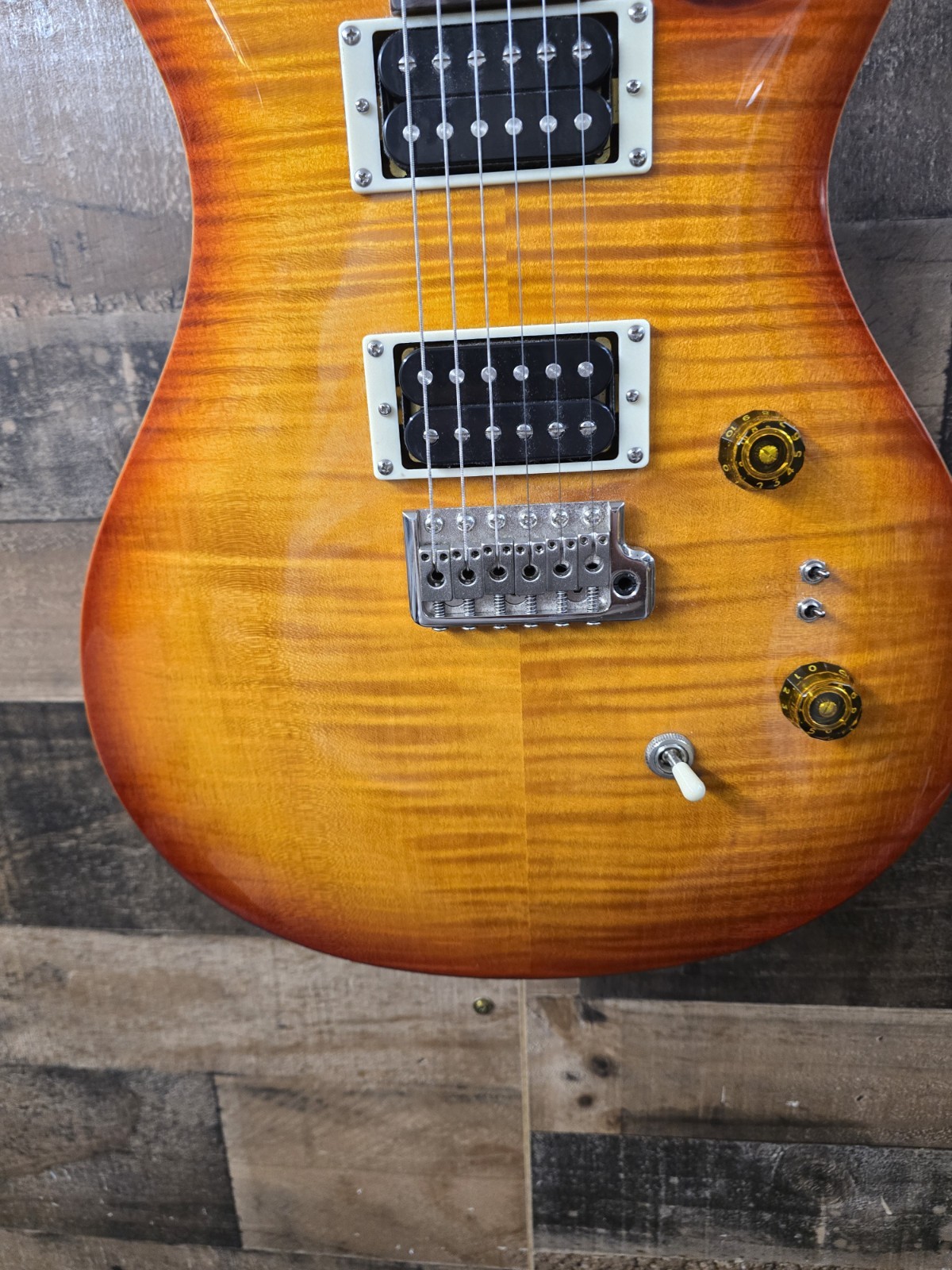 PRS SE Custom 24 With Gig Bag Vintage Sunburst