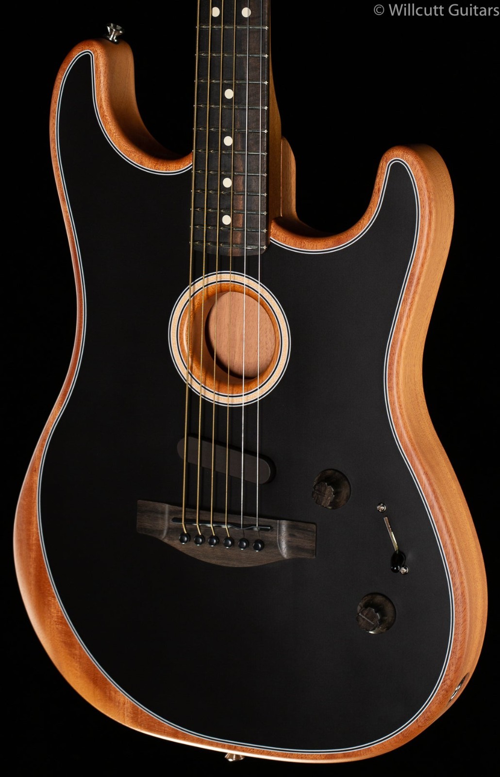 Amazing Fender Acoustasonic Stratocaster Black Mahogany 6-String w/ Gig Bag