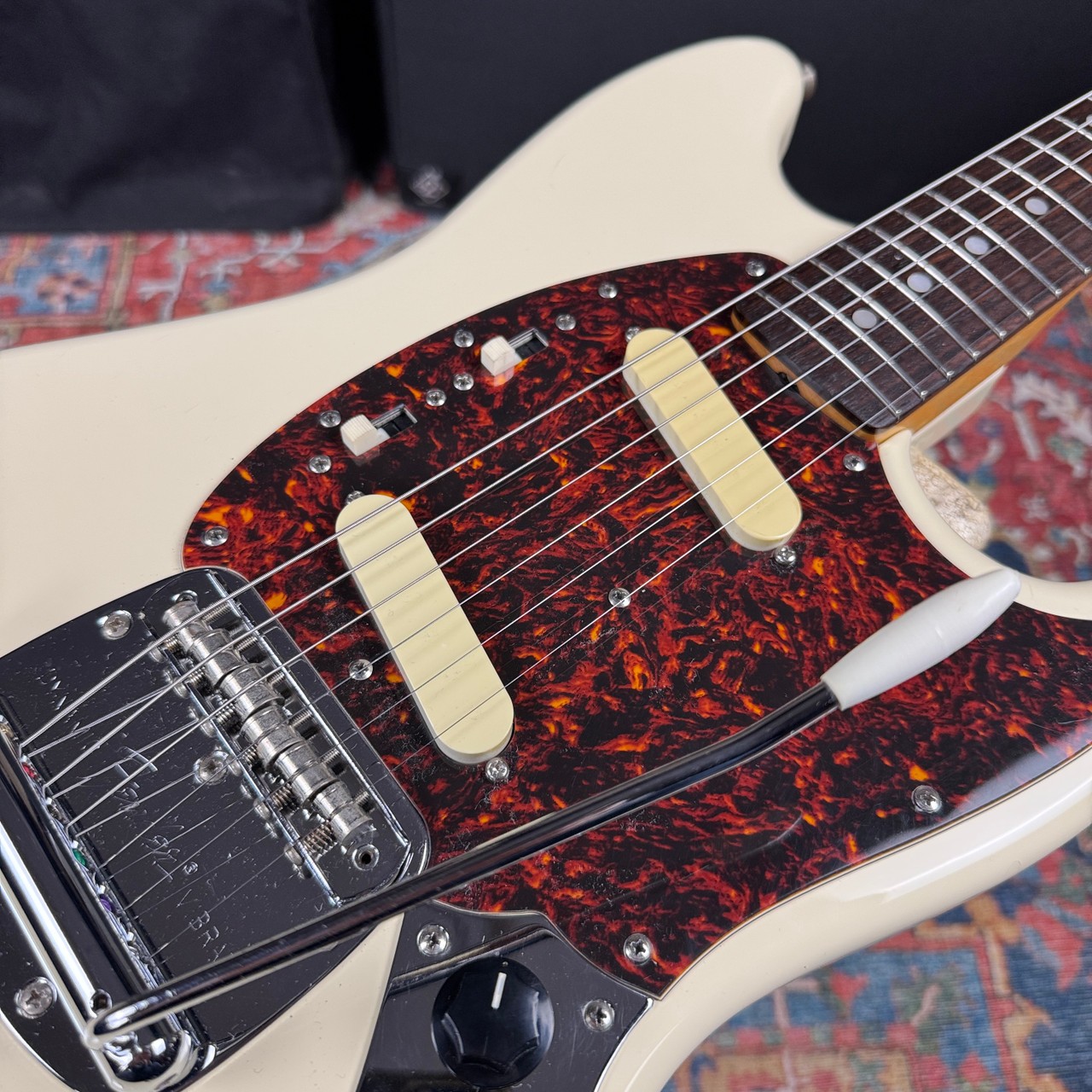1966 Fender Mustang Reissue Model MG66 Vintage Collection CIJ – 2004