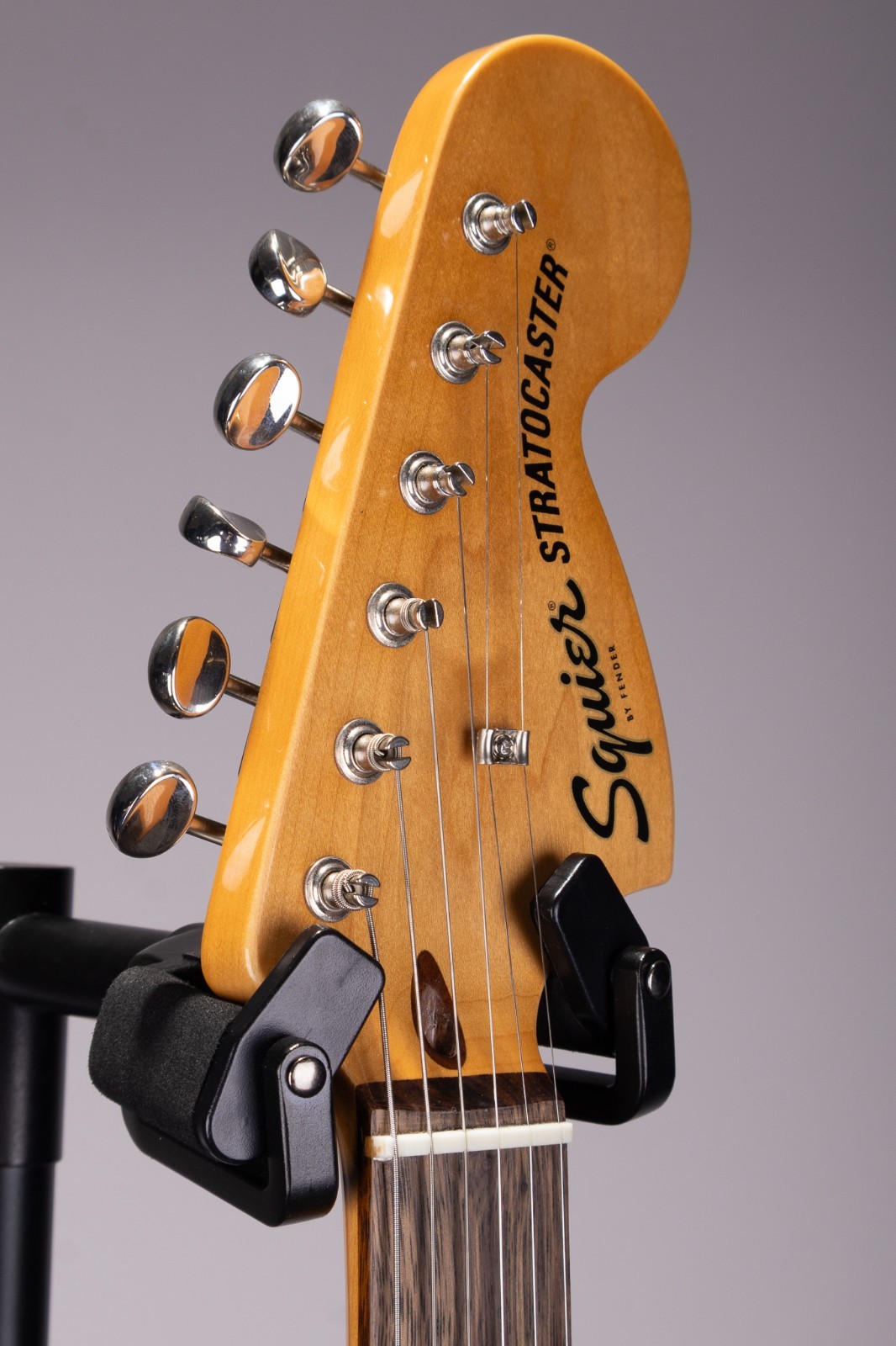 Squier Classic Vibe ’70s Stratocaster HT HSS Electric Guitar – Olympic White