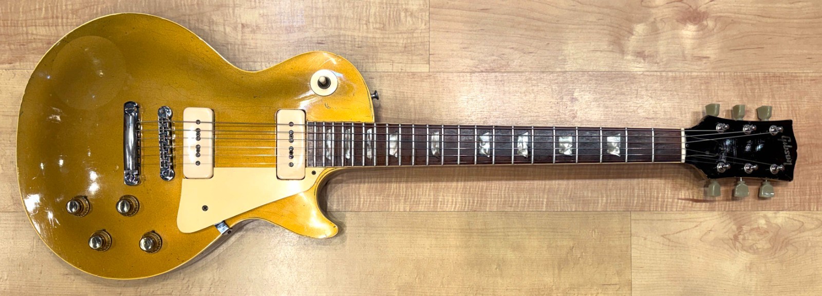 Gibson Les Paul Standard Gold Top Electric Guitar (Gold) – Vintage 1969
