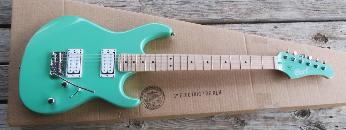 CORT G250 SPECTRUM-Metallic GREEN-NEW-Maple Neck-Basswood Body-Locking Tuners