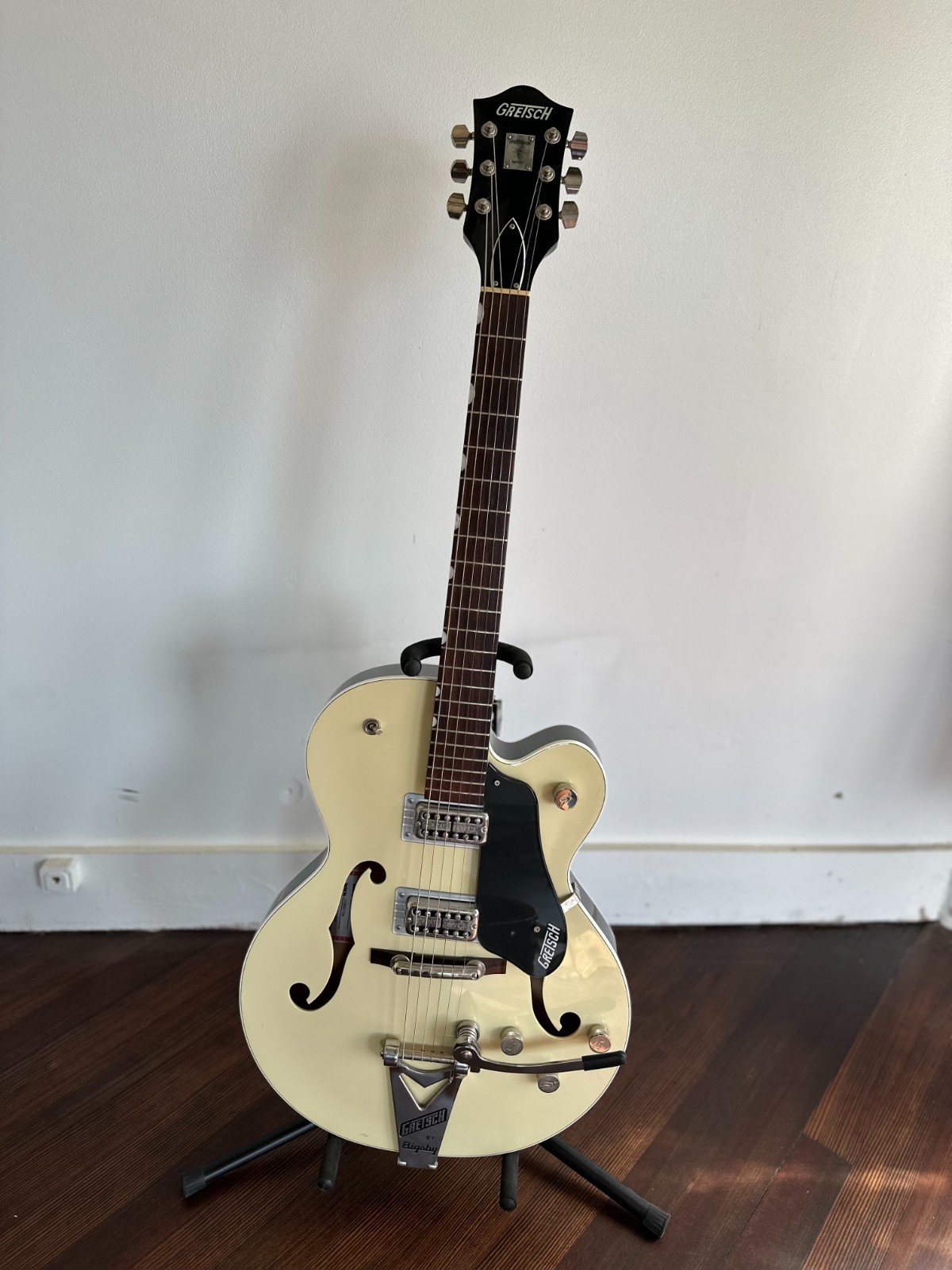 Gretsch 6118T-LIV Anniversary Lotus Ivory Guitar