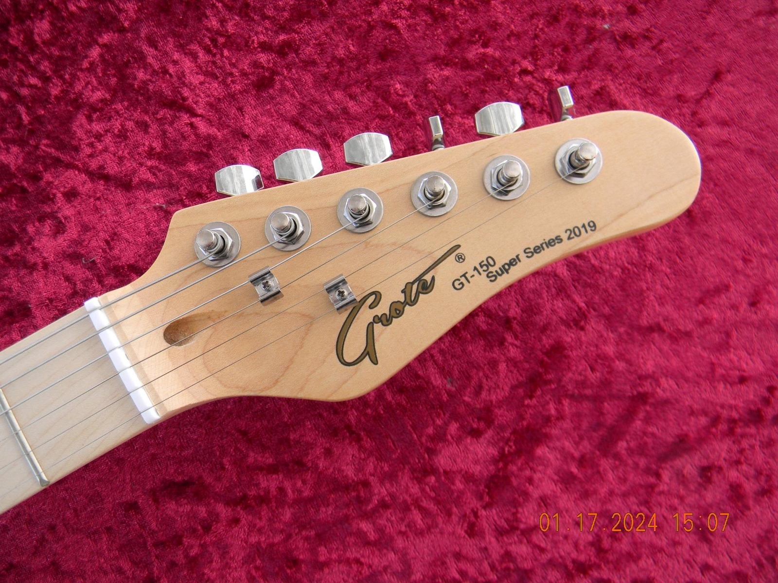 Grote GT-150 Super Series Semi Hollow F Hole Flame Top Electric Guitar, Nice