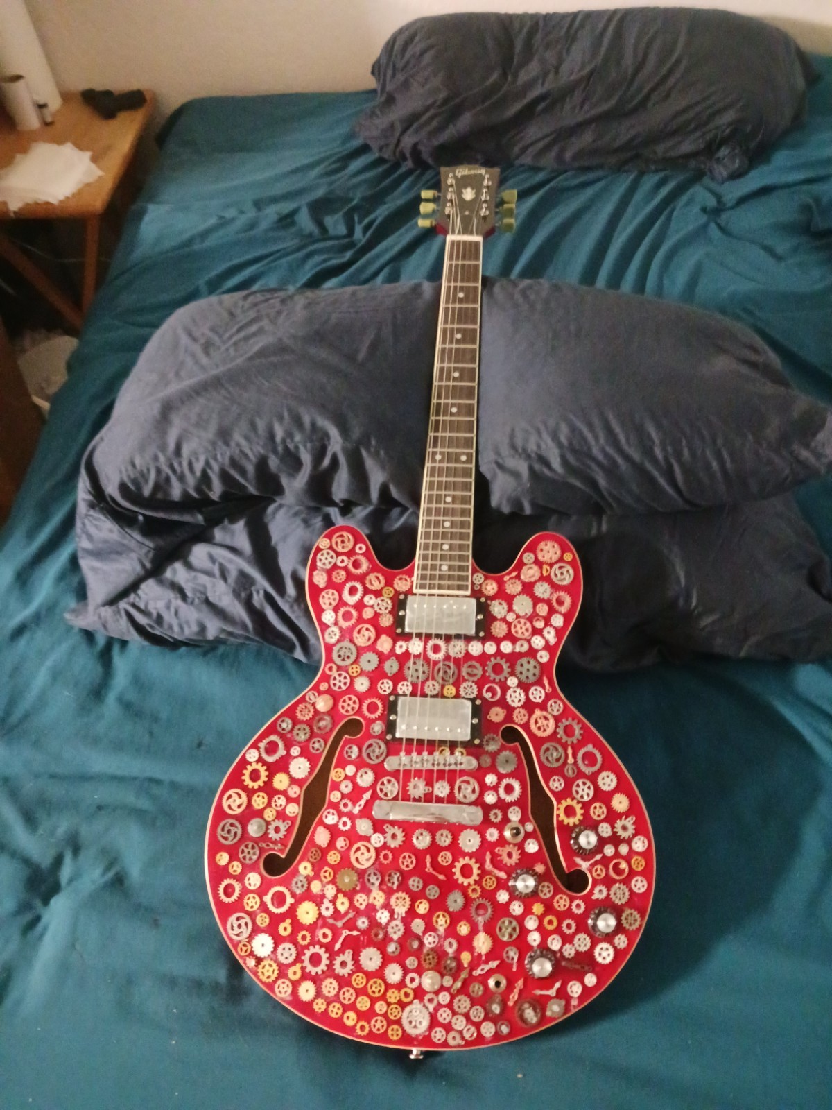 es 335 style guitar