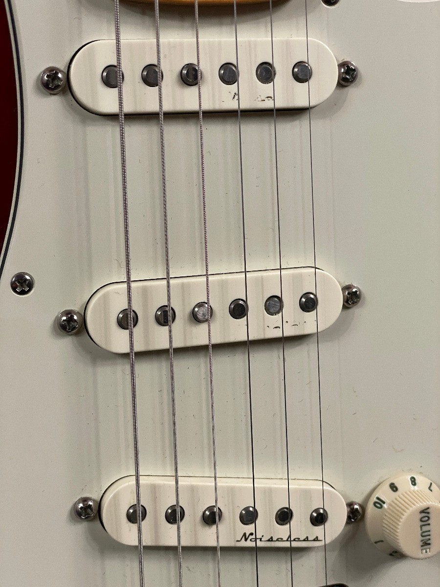 1998 Fender American Deluxe Stratocaster MN Crimson Red Transparent w/ Hard Case
