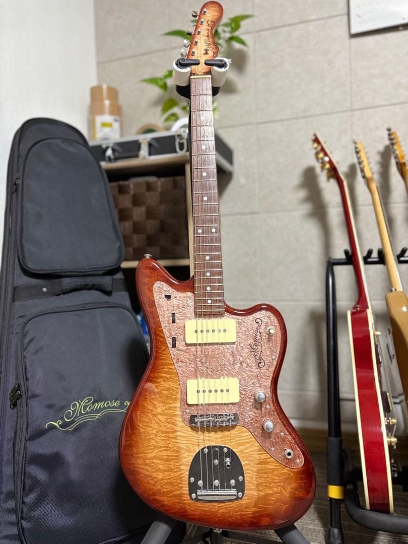 Momose MJM-TOCHI-SP22/NJ NA/BR-B Guitar flame maple top solid wood Luthier craft