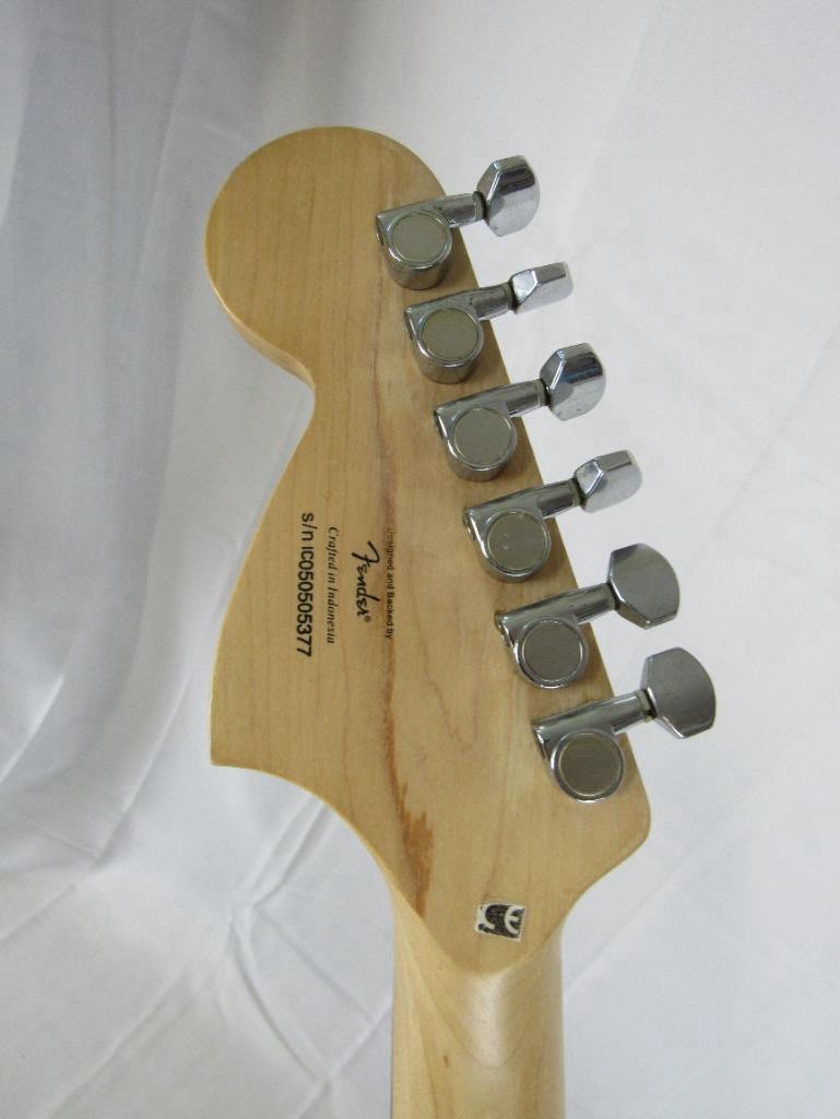 Fender Squier Stratocaster Affinity (Indonesia) Blue Electric Guitar W-Gig Bag