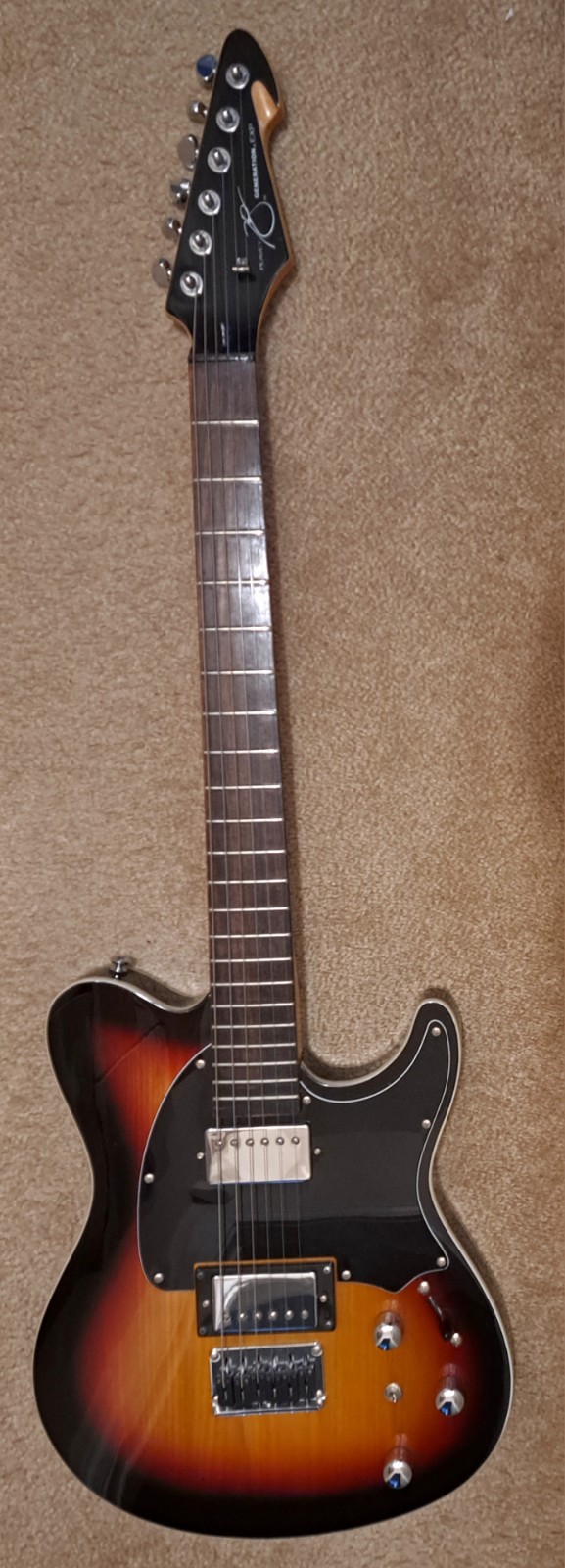 Peavey Generation EXP Guitar, Sunburst, HH + Piezo, Excellent!