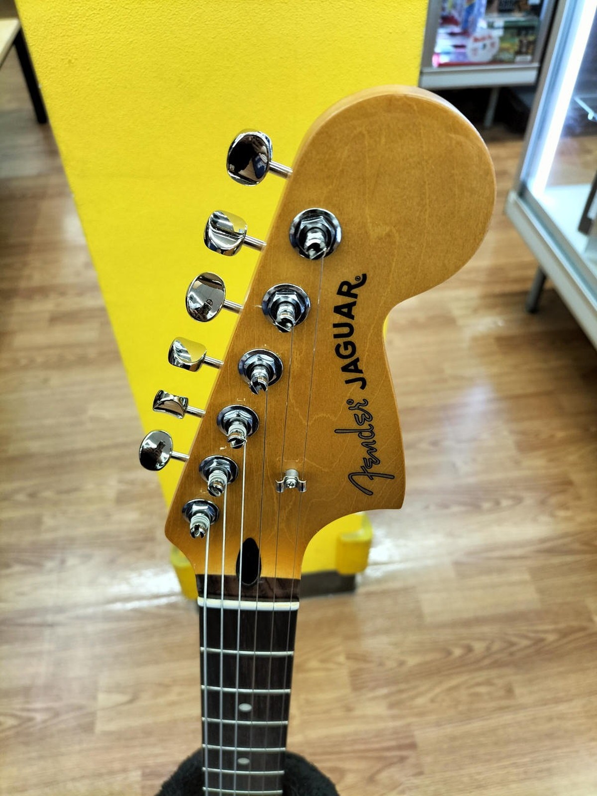 FENDER PLAYER II JAGUAR RW HLY Used Alder body Rosewood fingerboard w/Soft case