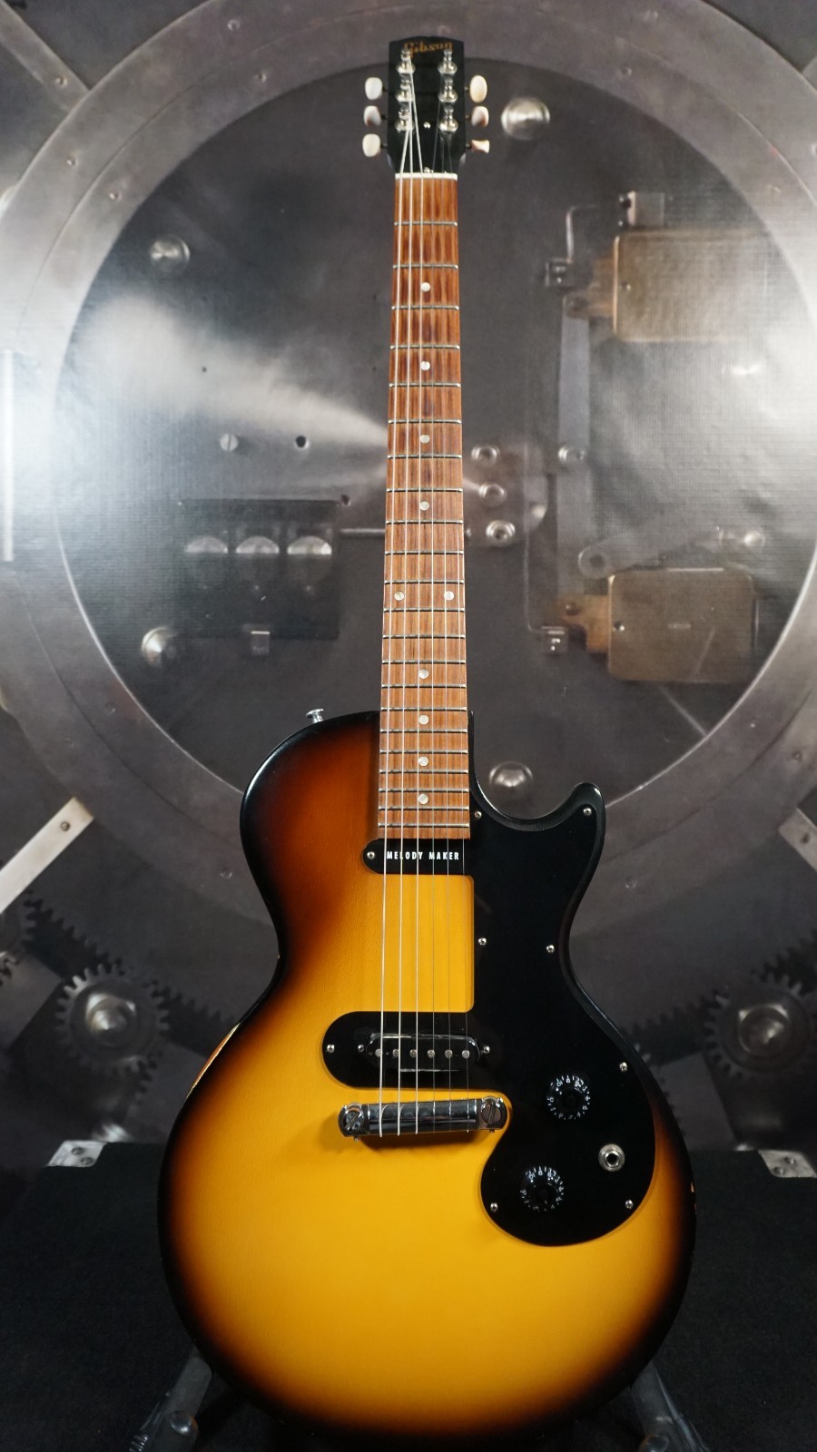 2011 Gibson Melody Maker Satin Sunburst USA w/ Rigid Soft Case