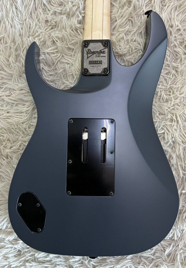 Ibanez RG Series RG550GRF Genesis Electric Guitar, Gray Metallic Flat Finish