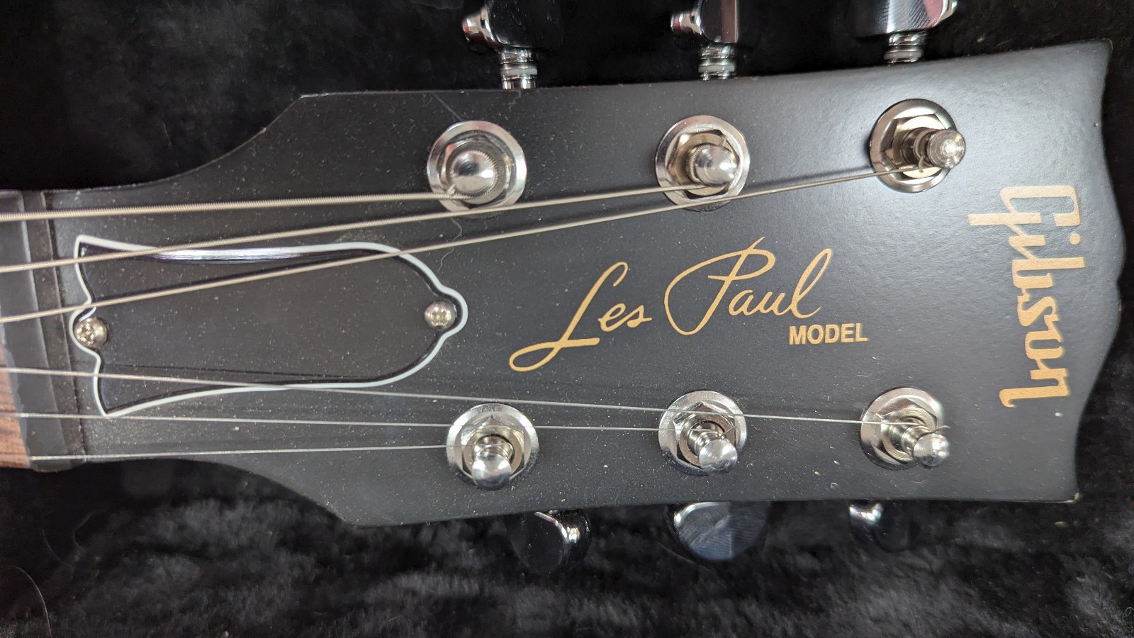 Gibson Les Paul Modern Studio Electric Guitar – Wine Red Satin