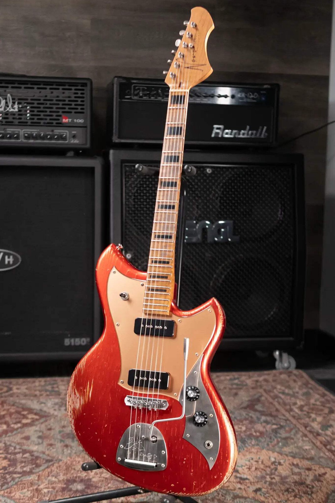 Novo Custom Shop Serus J Medium Distress Electric Guitar – Candy Apple Red with
