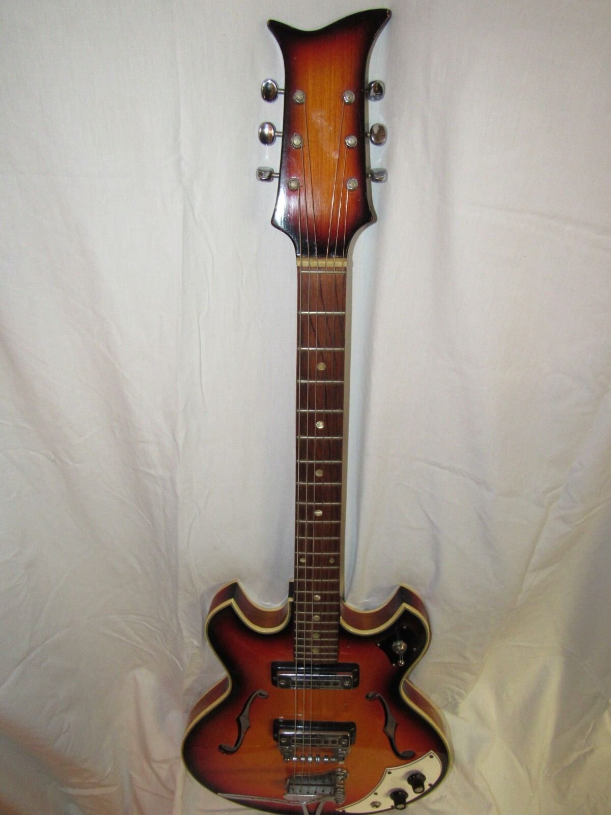 1964-1968 Teisco EP 2T Del Rey Electric Guitar “Dark Sunburst”