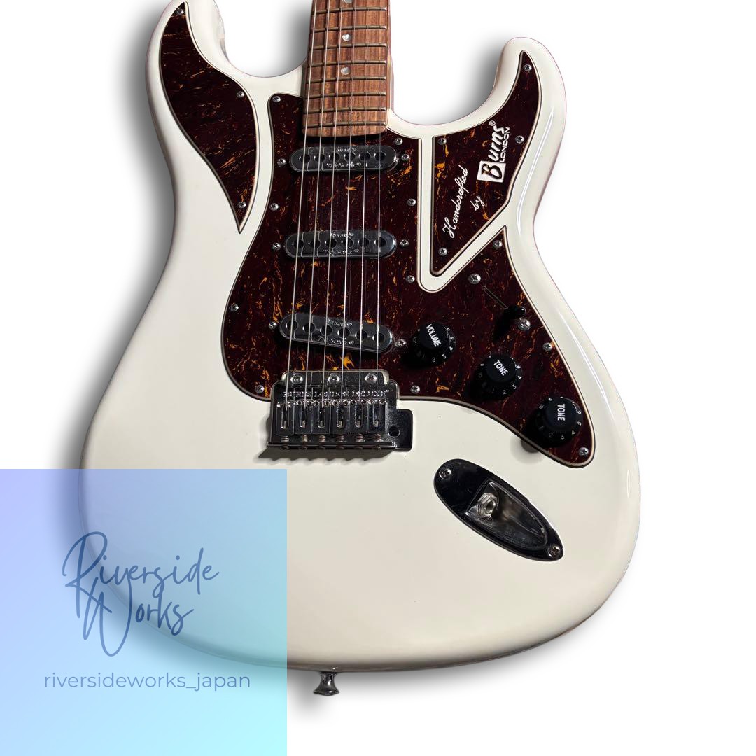 Rare Burns LONDON Cobra DX White Guitar