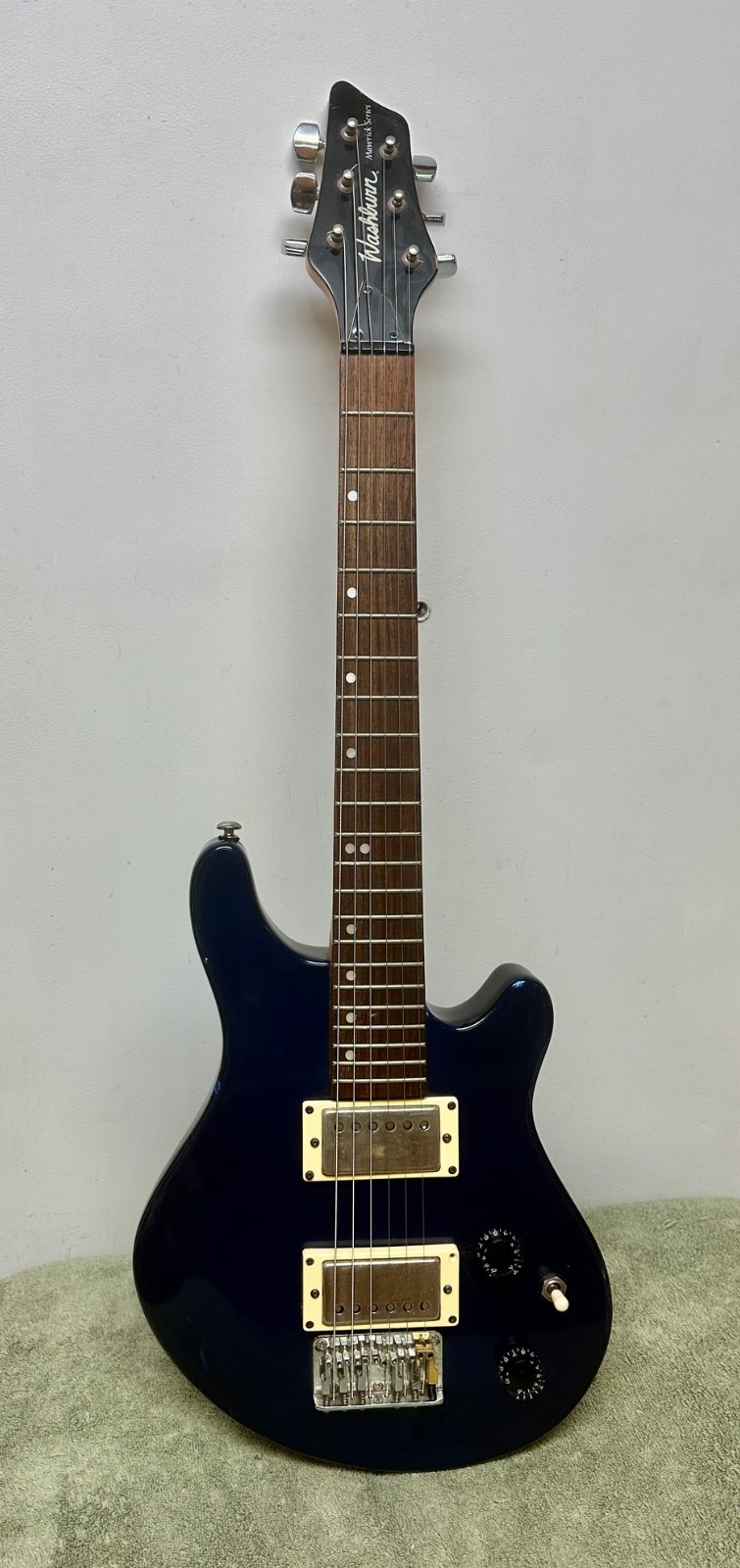 1998 Washburn BTM-Mini Guitar Carribean Blue NICE L@@K