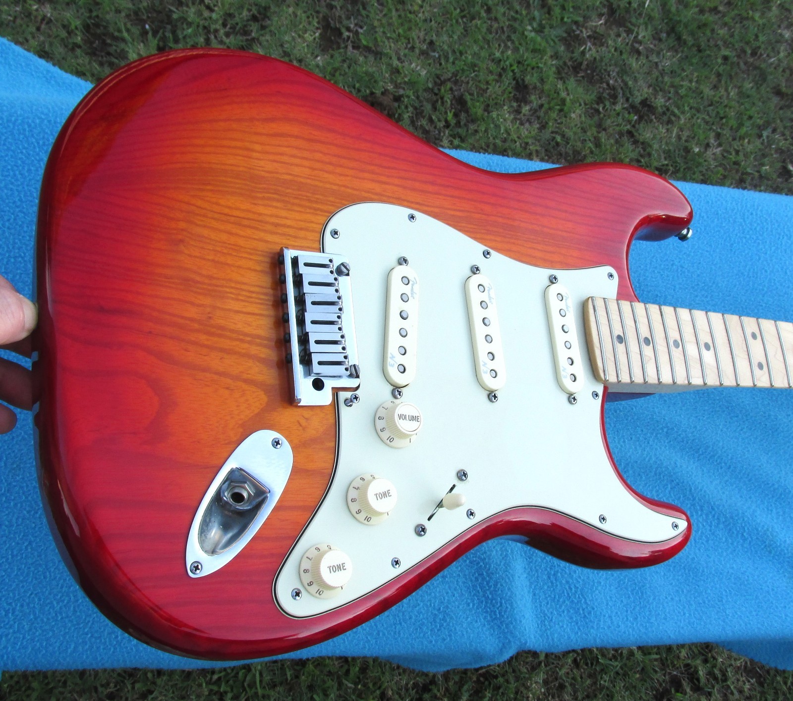 Fender American Deluxe ASH Stratocaster 2013-N3 Pickups-Maple-Aged Cherry-L@@K!