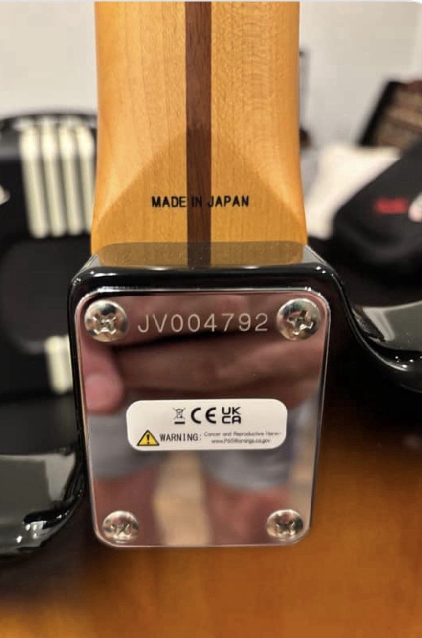 ‘22 Fender | Strat | JV Modified ’50s | Duncans | Japan 🇯🇵 | 2-Tone Sunburst