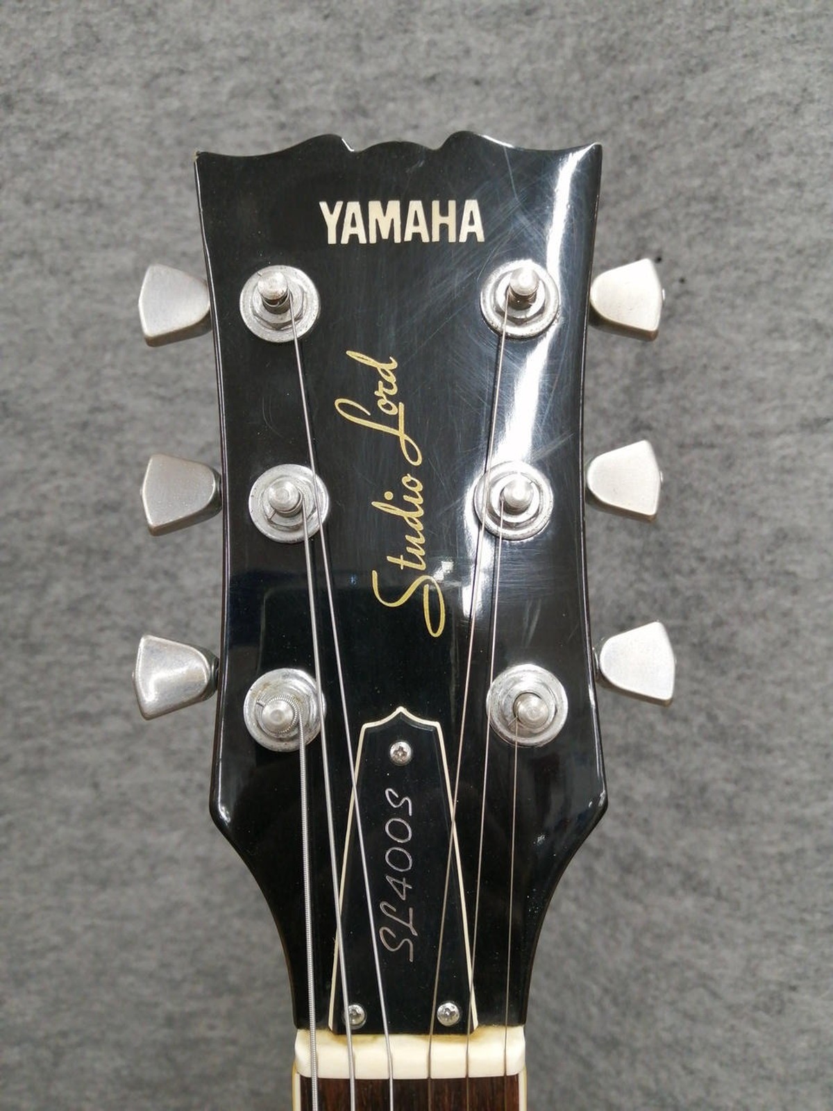 YAMAHA SL400S Used Agathis body Maple neck Rosewood fingerboard Sunburst