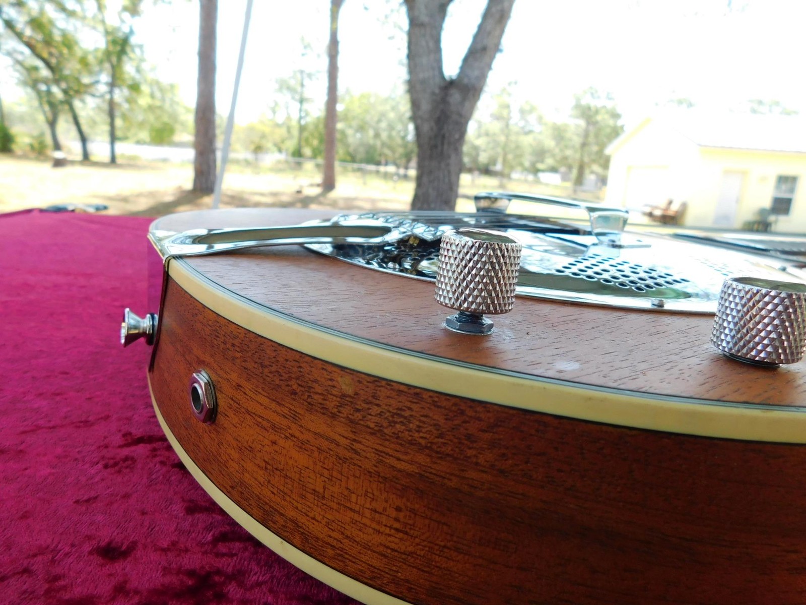 Rogue Resonator Set Neck Electric Guitar, Kind of Rare,Plays,Looks,Sounds Great