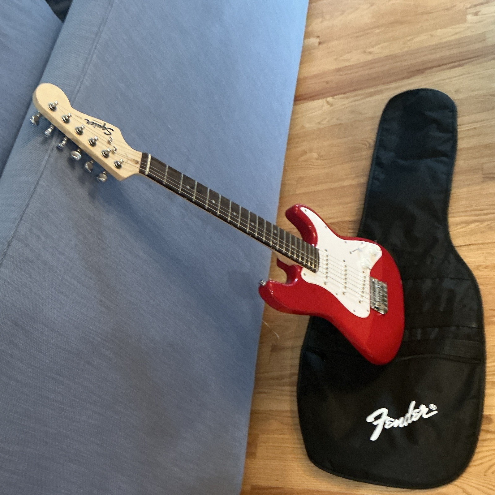 Squier Red 3/4 mini Solid Body Electric Guitar Right-Handed 6-String w/ Gig Bag