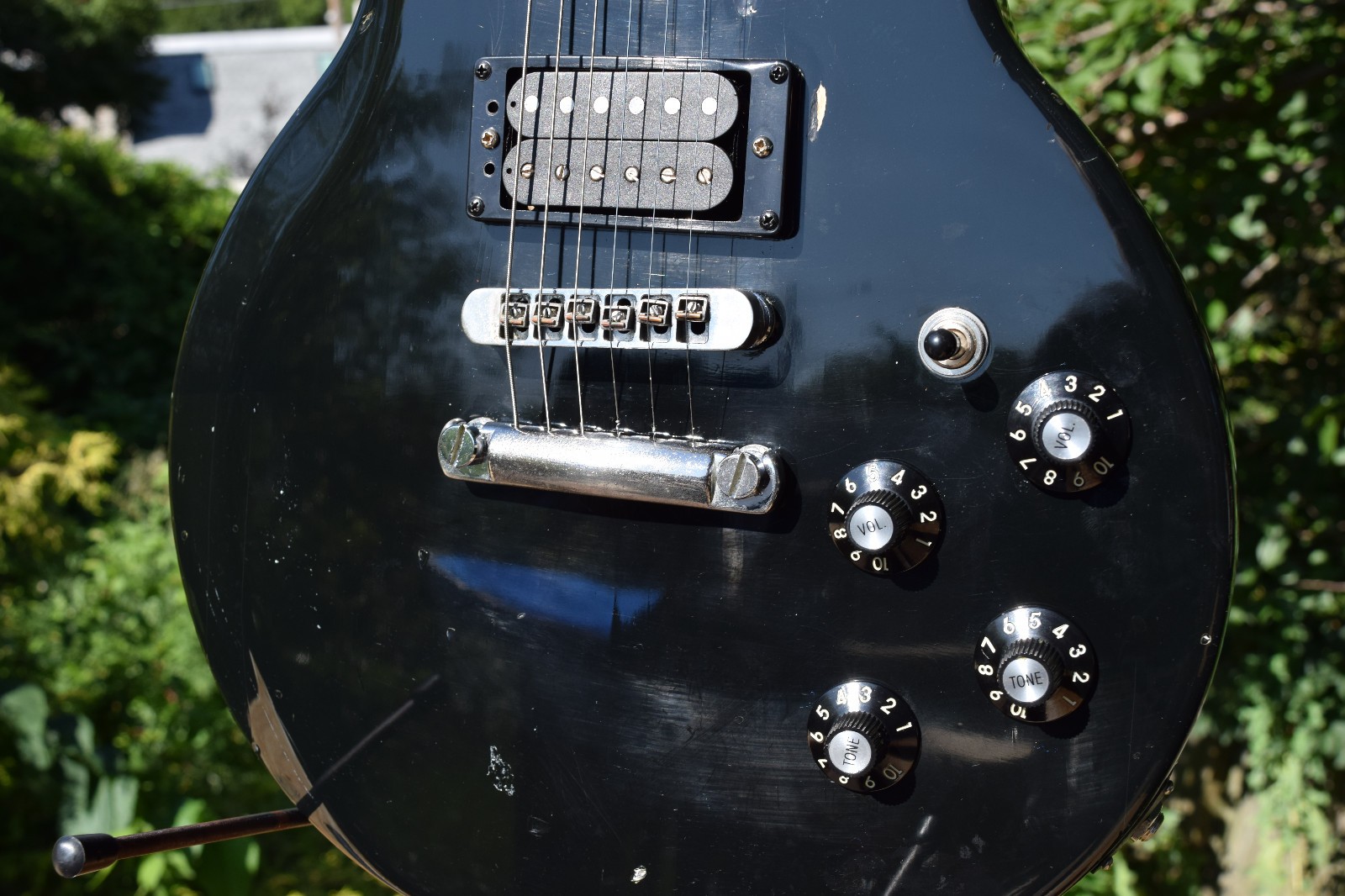 1983 Gibson Invader – Sonex 180 Deluxe Pickups – USA – Gibson Chainsaw Case