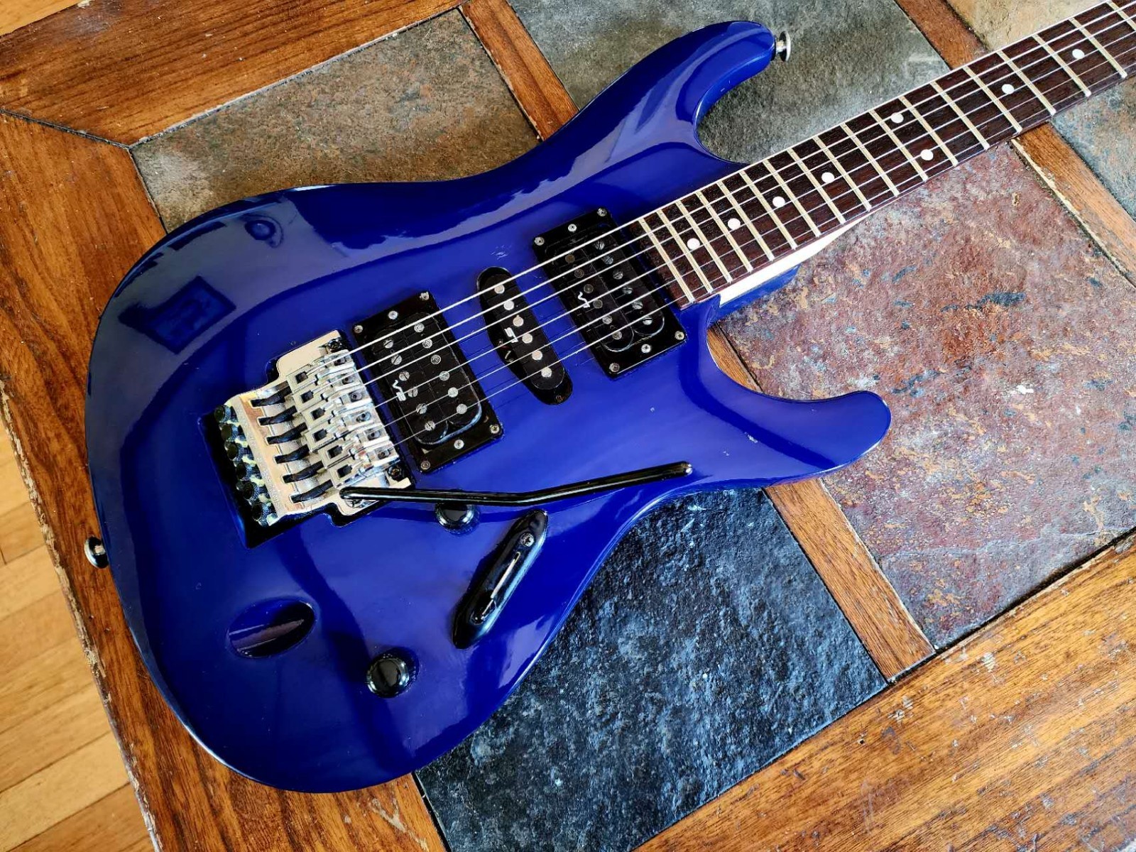 Ibanez 450S Satriani-style HSH strat MIJ w/bag 1991 – blue