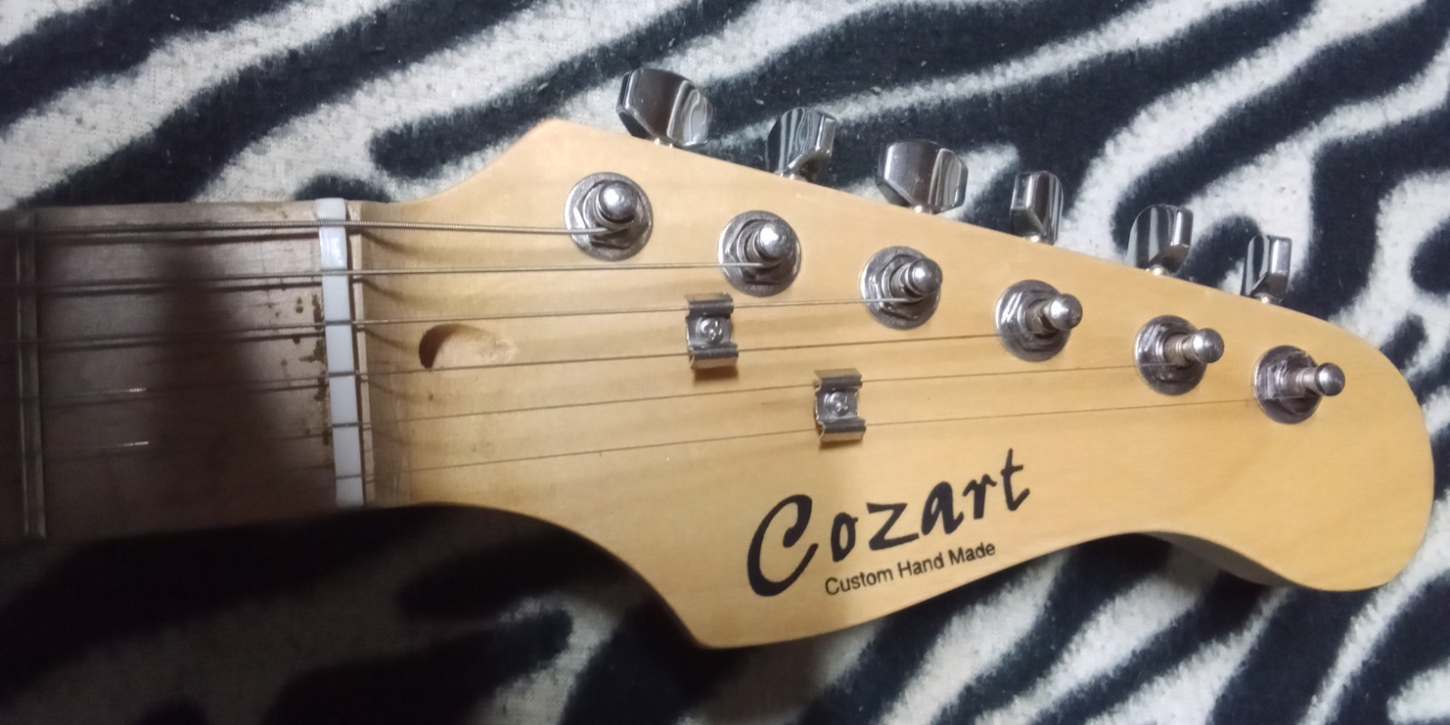 Cozart Custom Hand Made Series Electric Guitar With a 2 Tone Sunburst Finish