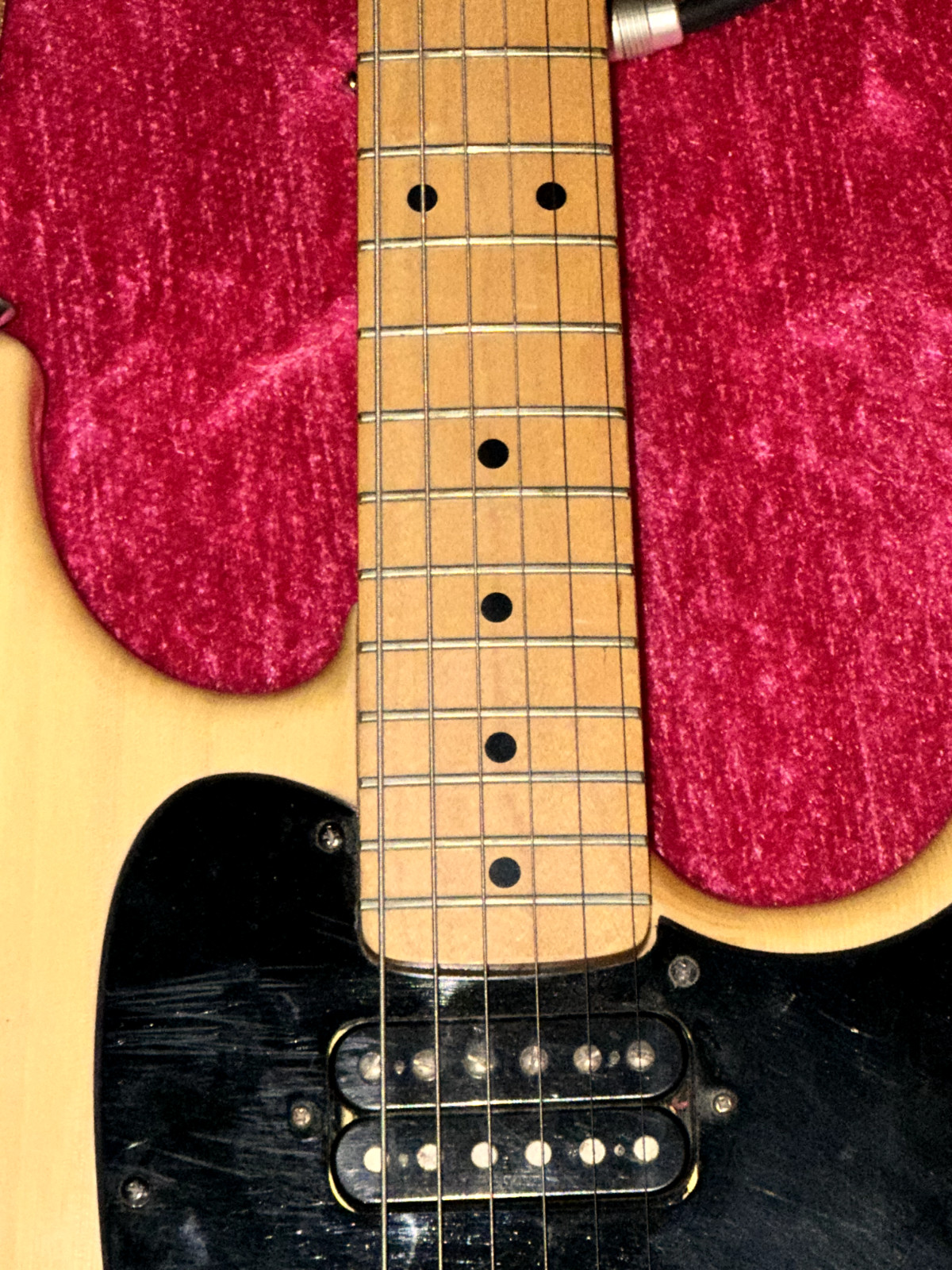 Fuji Roland Electric Guitar Synthesizer 6 String Serial #100757 CASE + OG Lyrics