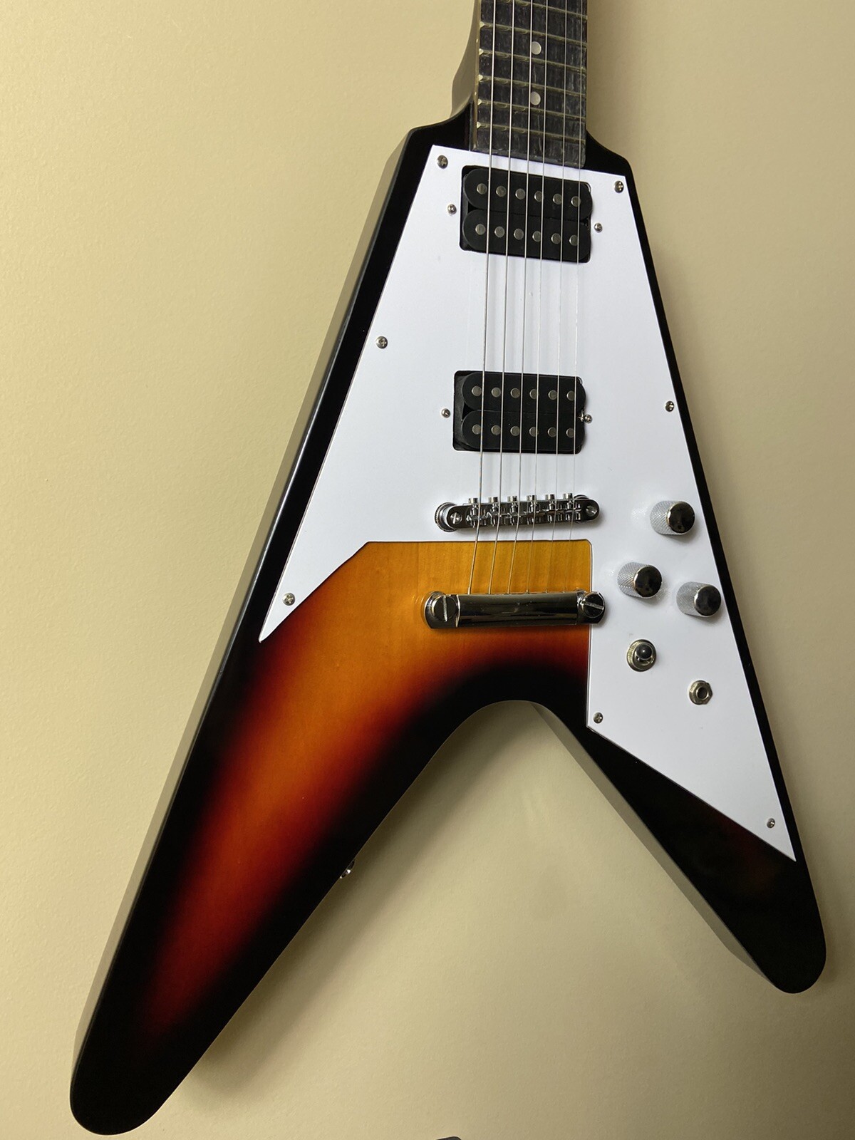 Electric Guitar Vilches Guitars Flying Style Sunburst w/HardCase
