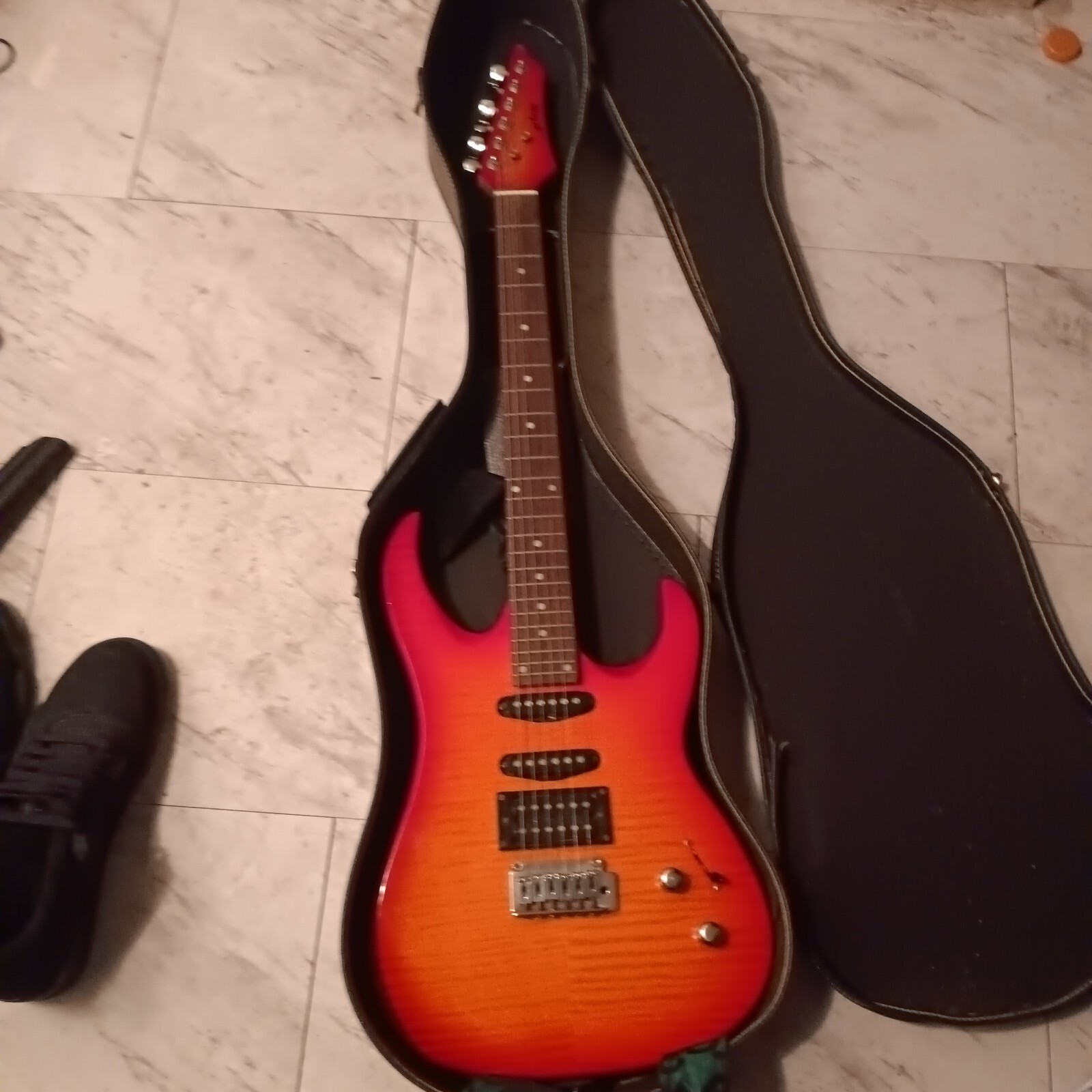 Arbor 6 String Electric Guitar