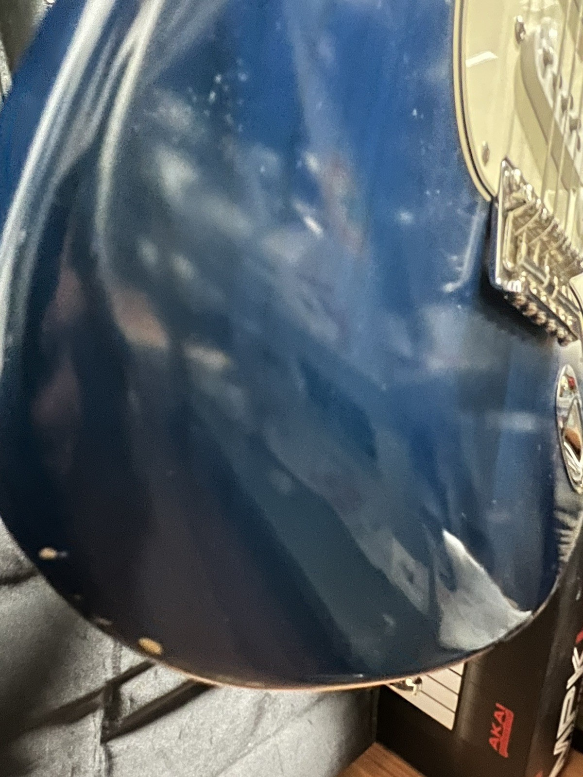 Fender Highway One Stratocaster Sapphire Blue w/ Vintage Fender Tweed Case