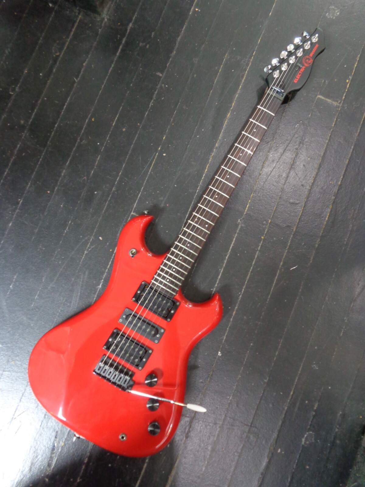 Electra Westone Phoenix Electric guitar, lipstick red finish, made in japan 1984